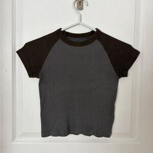 Brandy Melville cropped baby tee